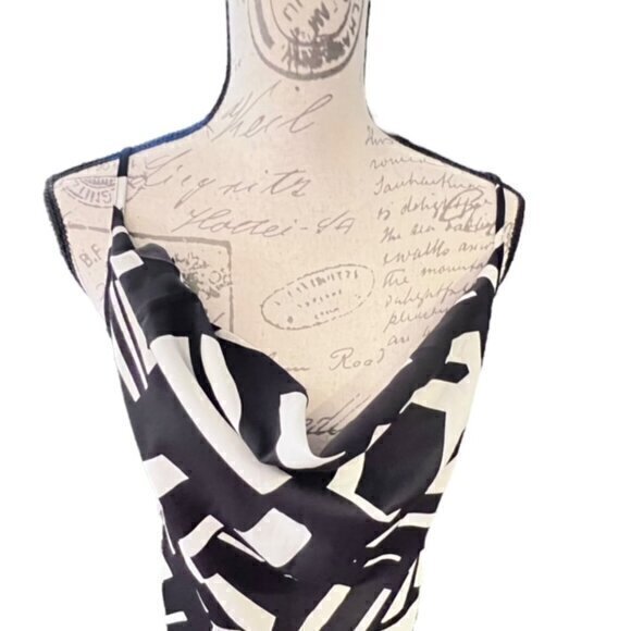 Pretty Little Thing Cowl Neck Maxi Dress Backless Geometric Black White Size 10 - Picture 7 of 12